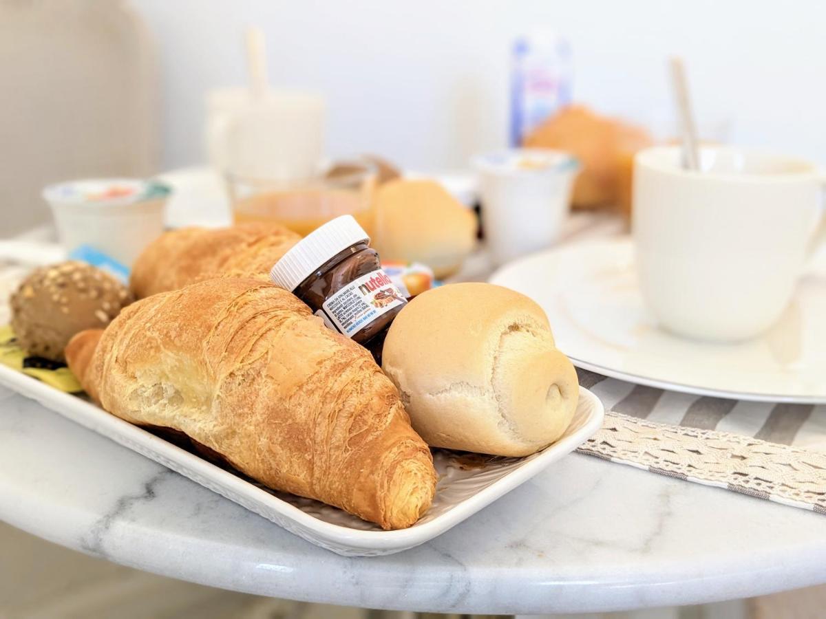 Casal Del Pigno Bed & Breakfast Peschiera del Garda Dış mekan fotoğraf