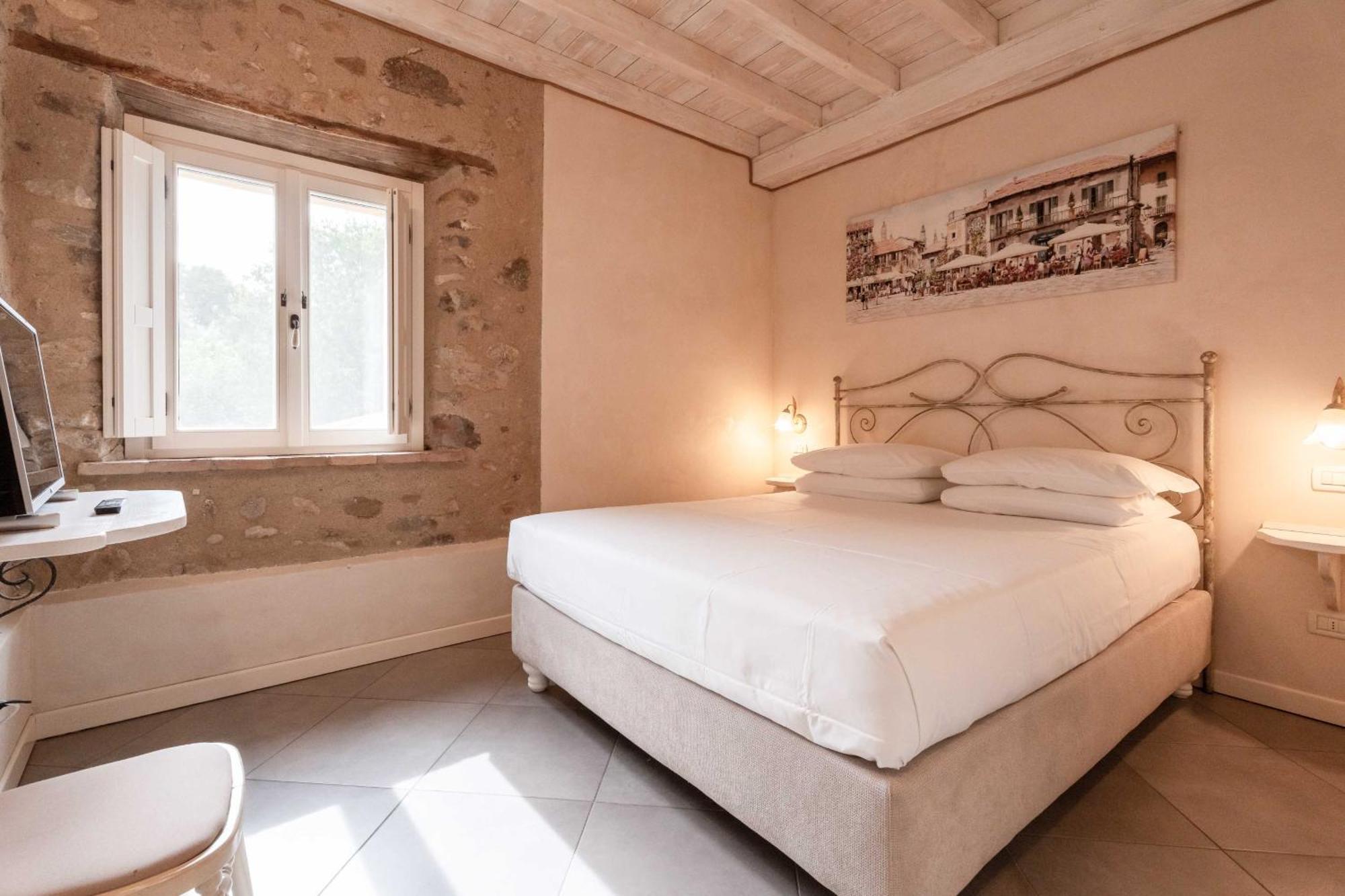 Casal Del Pigno Bed & Breakfast Peschiera del Garda Dış mekan fotoğraf